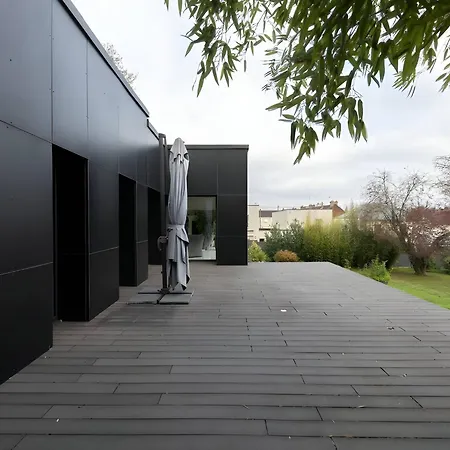 Vila High-end In Le Mans